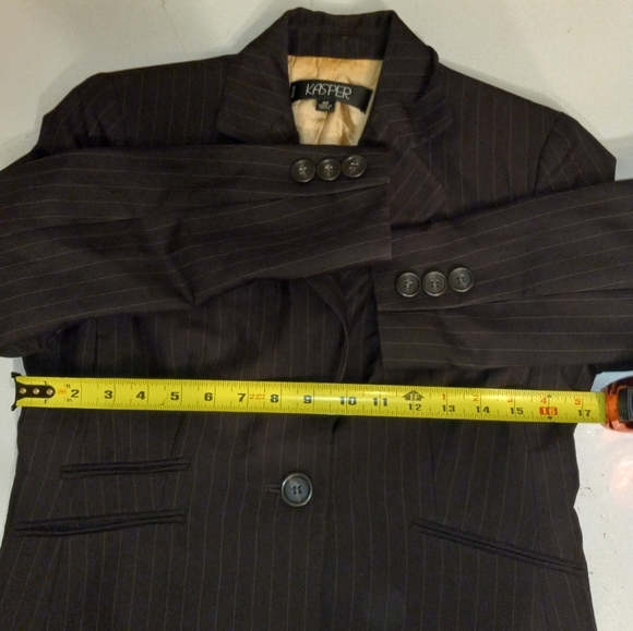 Kasper Blazer Suit Jacket Brown ,Strips Cropped Size 4P - Picture 5 of 9